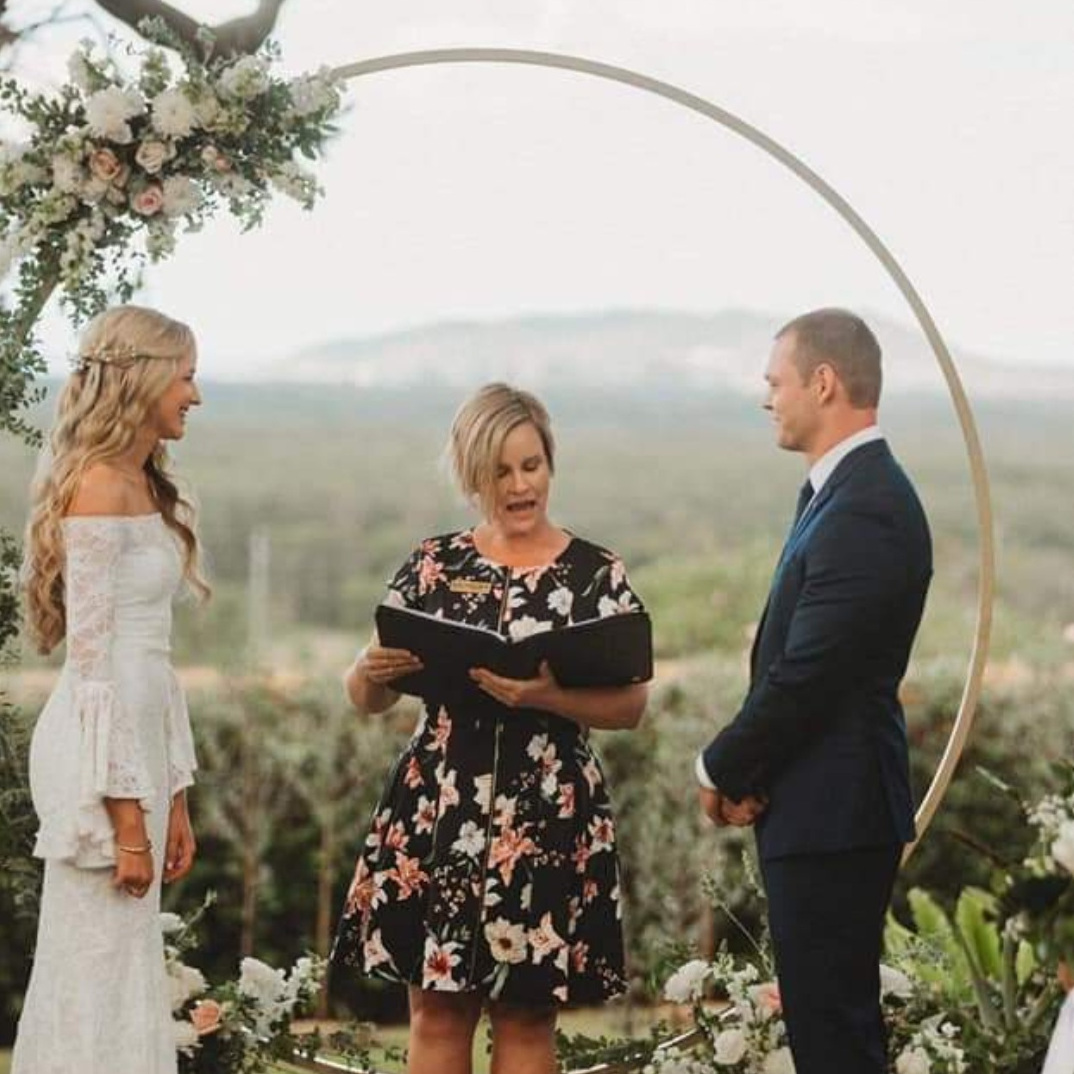 Lauren Moore - Gold Coast wedding celebrant performing a ceremony